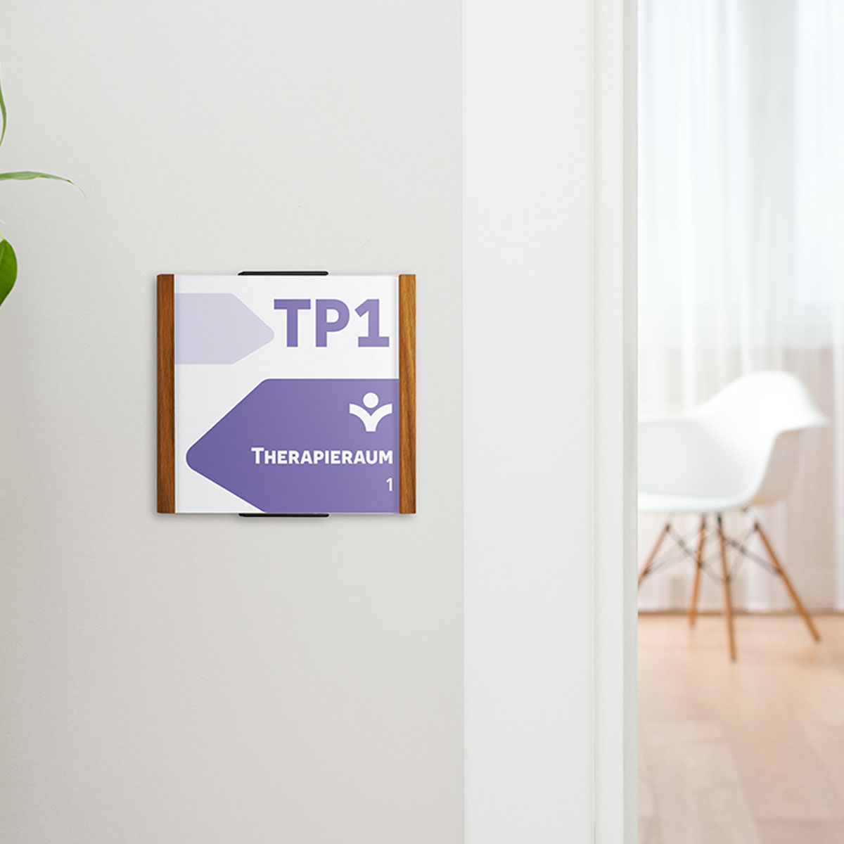 Türschild, Modell LMH, 148 x 160 mm (H x B), seitlicher Rahmen aus Eiche