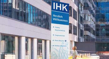 Außenaufsteller für Wegeleitsysteme Außenaufsteller für Wegeleitsysteme