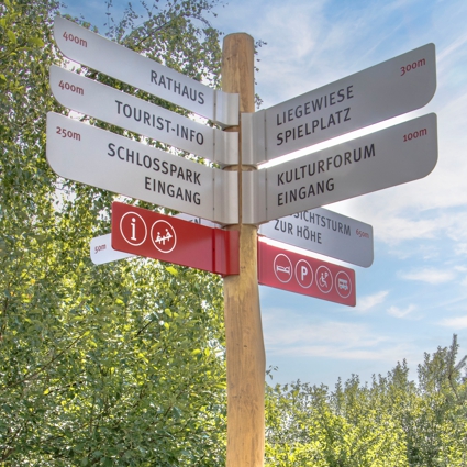 Orientierungssystem Holz Moedel Amberg Werk2