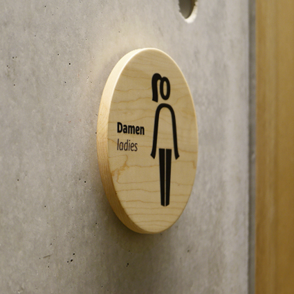 Wandschild (Wegweiser-Schild) aus Holz WC Schild Wandschild (Wegweiser-Schild) aus Holz WC Schild