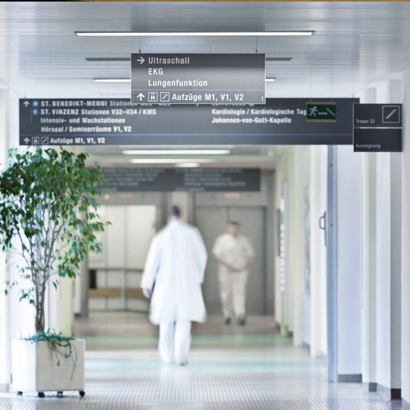 Deckenhänger Hängeschild Lmh Studioline Klinikum