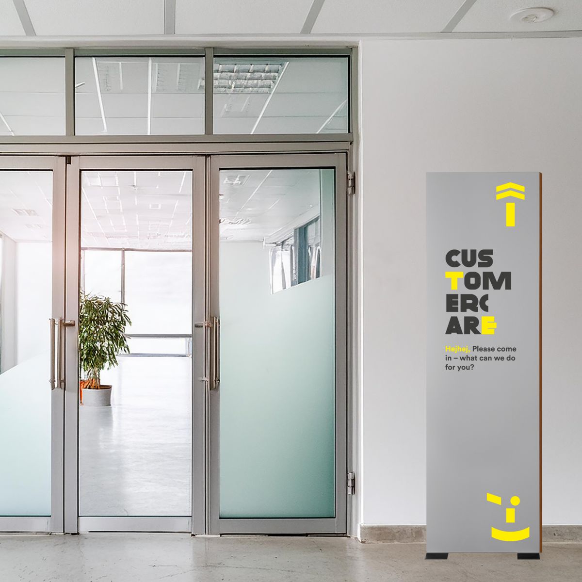 Innenaufsteller (Infostele), Modell LMH, 2.000 x 600 mm (H x B), Silber, Nussbaum