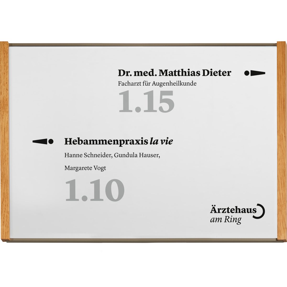 Wandschild, Modell LMH, ~ DIN A4, Querformat, Holzrahmen Eiche kombiniert mit bronzefarbenem Aluminium