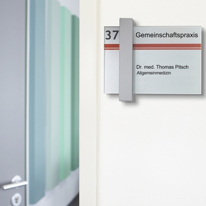 Moedel Amberg Praxisschilder Türschild